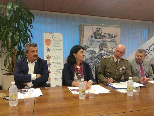 Francesco Martines (Sindaco Palmanova), Mariagrazia Santoro (Assessore regionale Infrastrutture e Territorio), Bruno Morace (Comandante regionale Esercito in FVG) e Vittorio Varrà (Responsabile organizzazione tecnica) alla presentazione del Concorso Ippico internazionale di Palmanova - Udine 12/09/2017 (Foto Comune Palmanova)